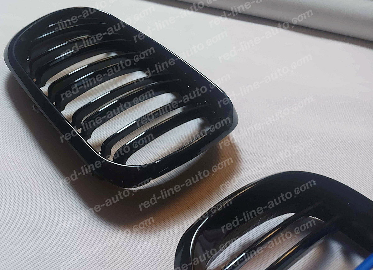 Pre-facelift BMW X5 E53 SUV Double-Bar Grilles, Black with M-Power Tri-colours